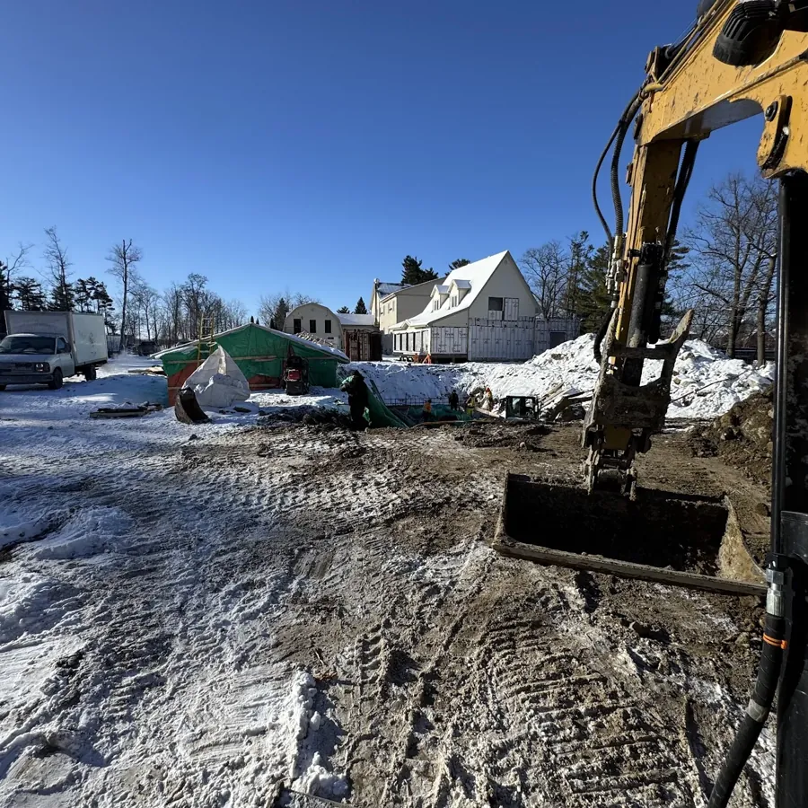 Chantier d’excavation en hiver